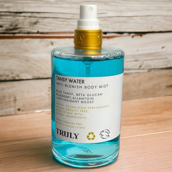 Truly Beauty Tansy Water Anti-Blemish Body Mist - Picture 3 of 13